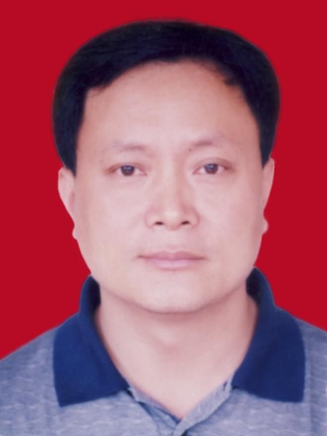胡   宁：胡   宁